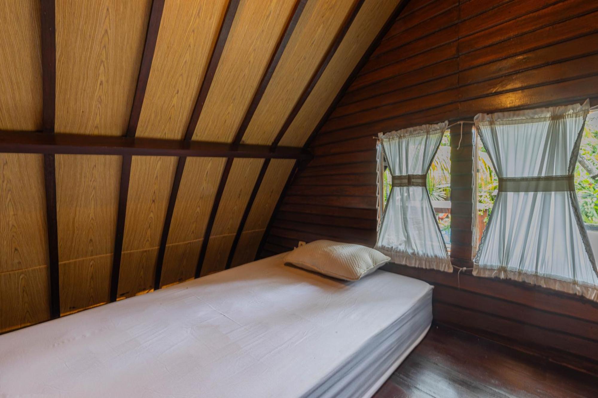 Omah Gili Hotel Гили-Эйр Экстерьер фото